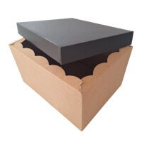 Scatola Fondo e Coperchio 39,5 x 30,7 x 22,3cm (LxPxH) Avana Nero - Confezione da 10 pezzi 11 Scatola_alta_avana_nera_aperta