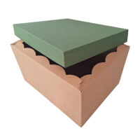 Scatola Fondo e Coperchio 39,5 x 30,7 x 22,3cm (LxPxH) Avana Verde Scuro - Confezione da 10 pezzi 1 Scatola_alta_avana_verde_aperta